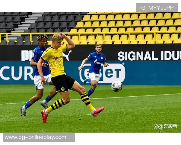 欧联杯激战多特蒙德与曼城互交白卷补时进球引发全场狂欢战术分析揭秘